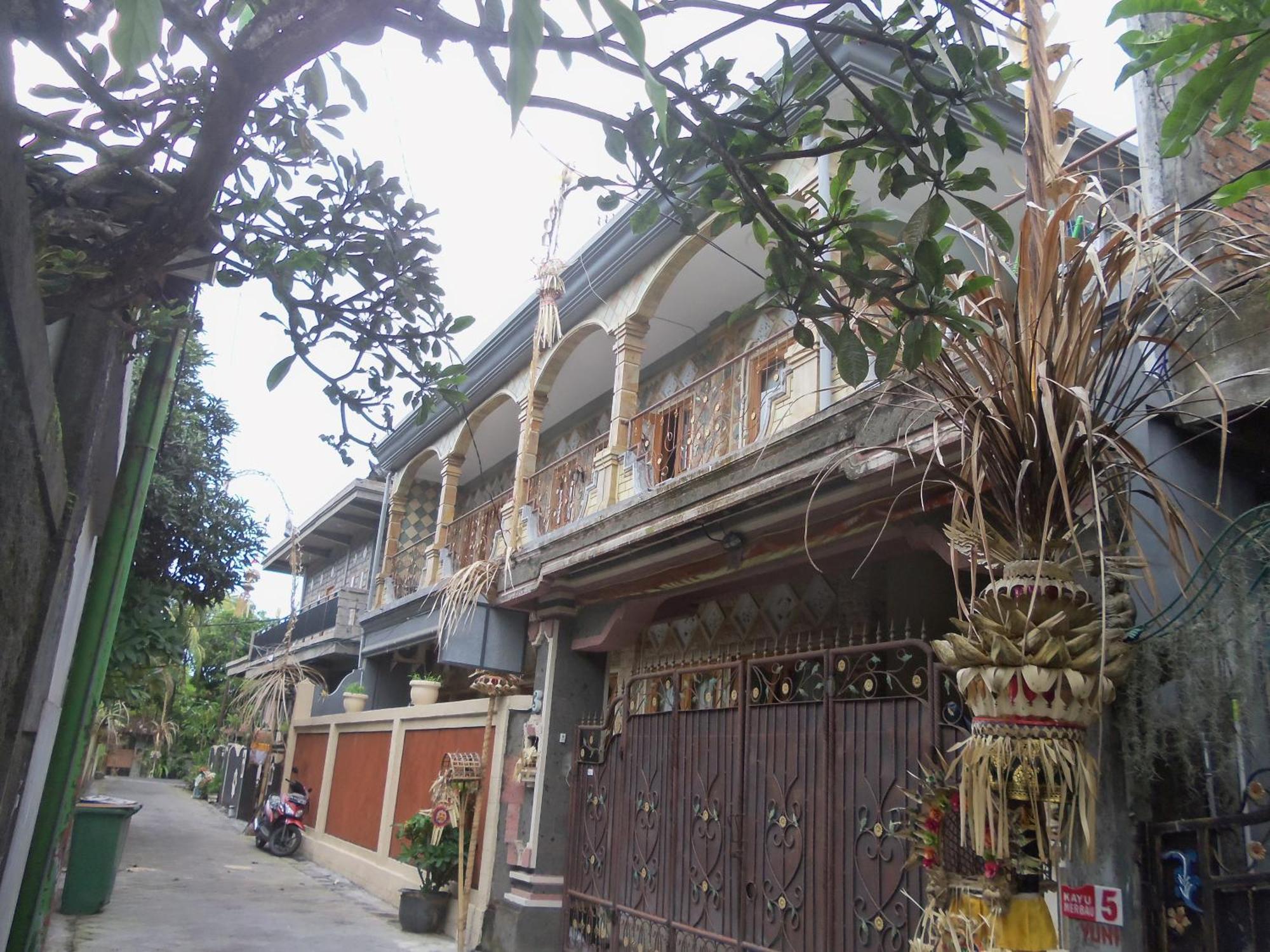 The Reinhold Guesthouse Bali เกอโรโบกัน ห้อง รูปภาพ