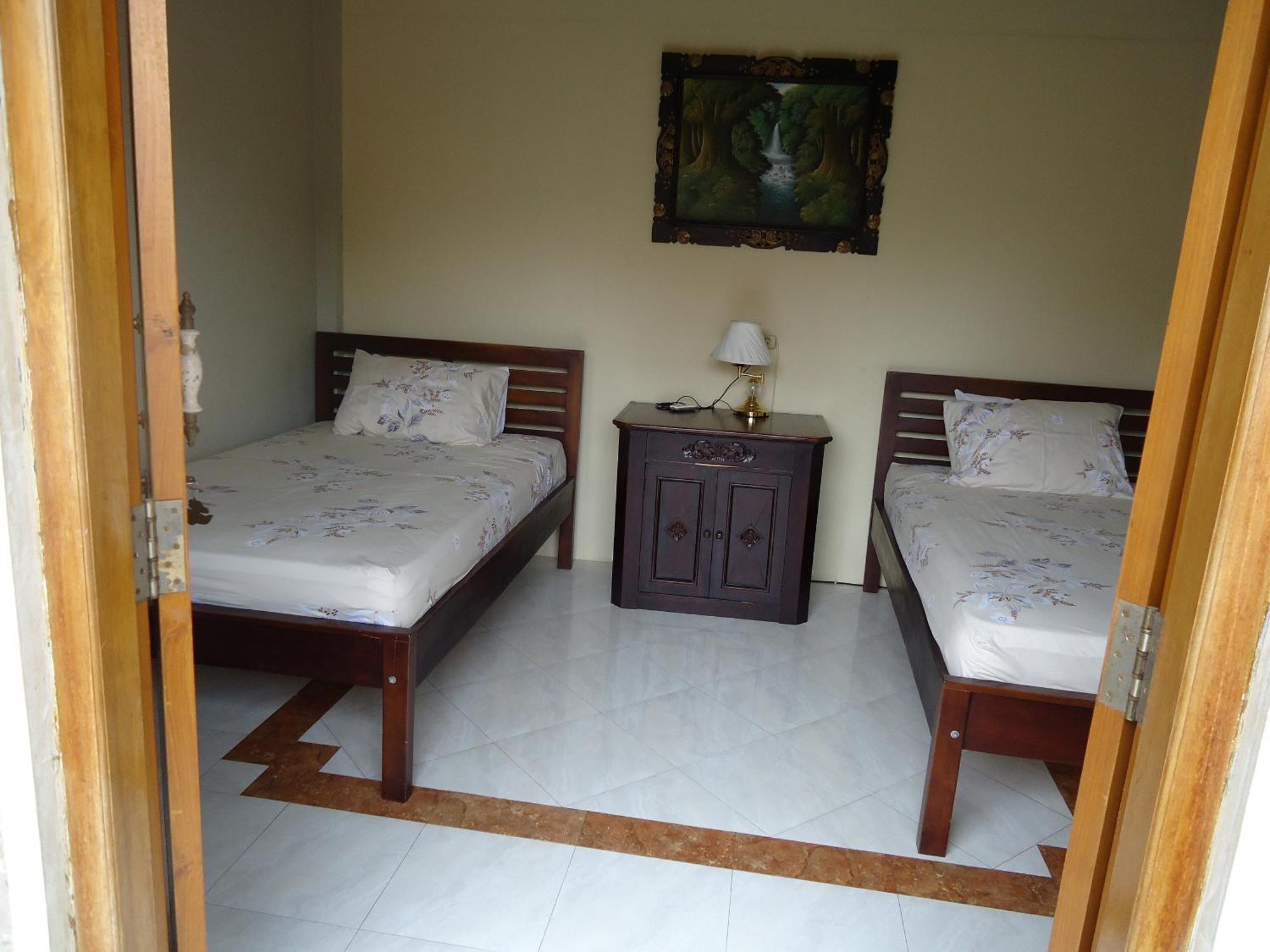The Reinhold Guesthouse Bali เกอโรโบกัน ภายนอก รูปภาพ